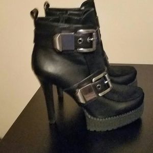 BCBG platform booties